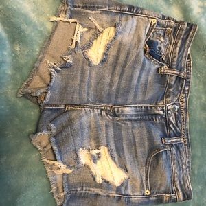 American Eagle Very Distressed Hi-Rise Shortie